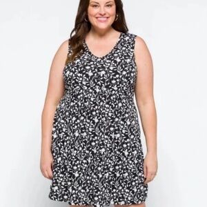 NWT Fortune & Ivy Navy Floral Tank Dress Size 3X